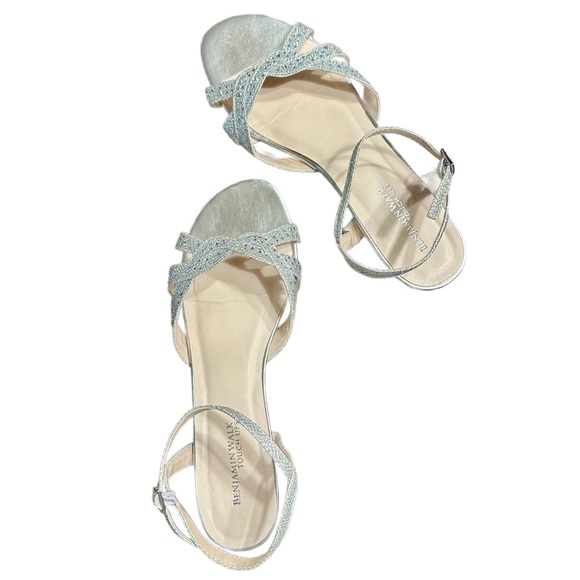 Women’s Benjamin Walk LENA Silver Strappy Metallic Wedge Sandals Size 9 & Purse - Picture 4 of 10